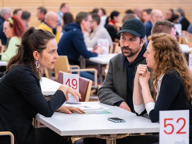 Das Speed Dating Event "Topf sucht Deckel" bietet für Unternehmen die Möglichkeit, branchenübergreifende Geschäftskontakte und Kooperationen aufzubauen.